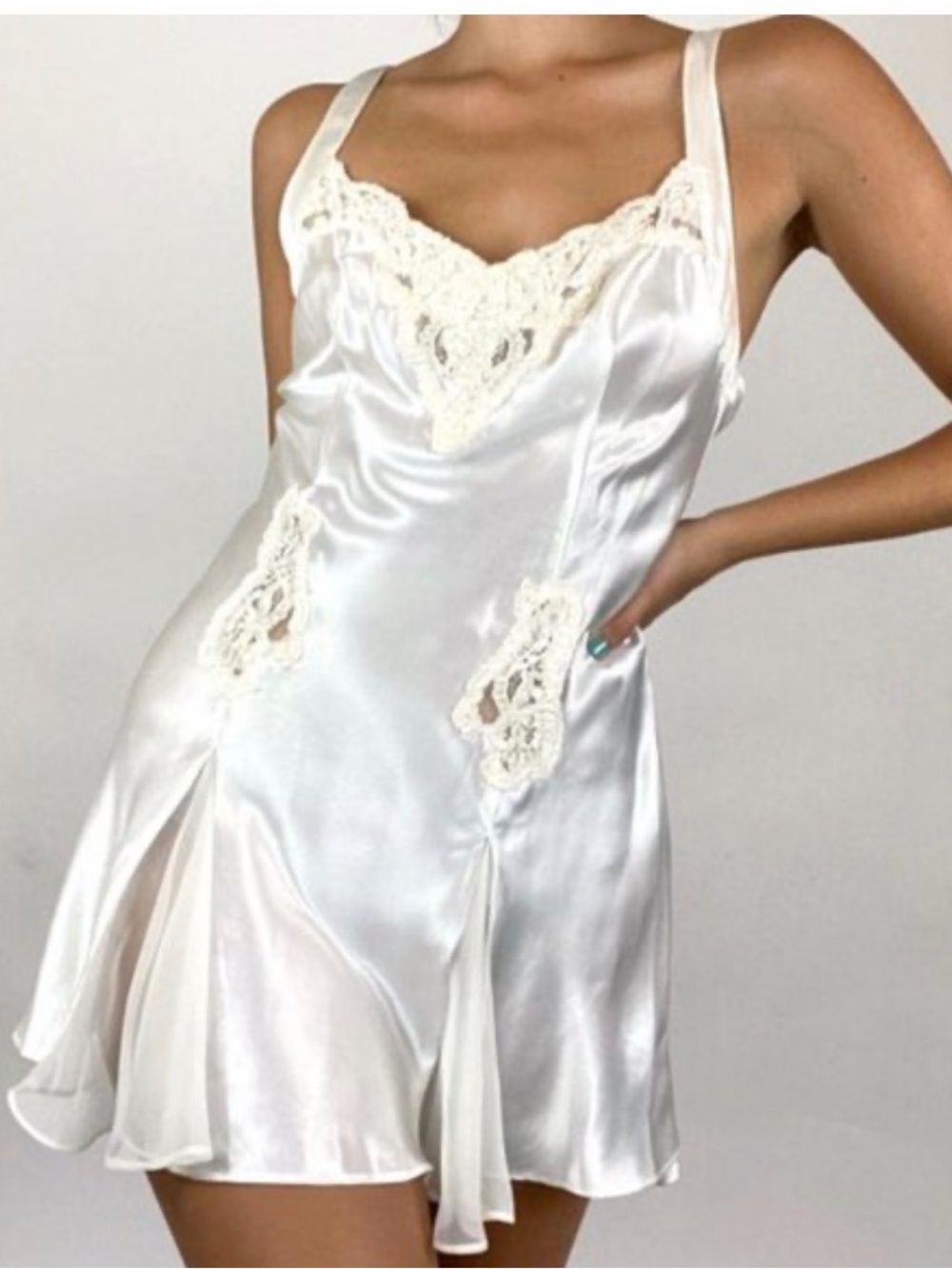 Y2K Victoria's Secret White Satin Lace-Trim Chemise Size Large Vintage